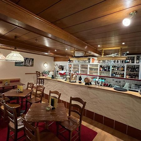 Gasthof-Pension Alt Kirchheim Бад-Кляйнкірхгайм Екстер'єр фото